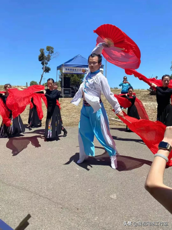 南澳新疆聯合會十二週年年慶及換屆大會圓滿結束