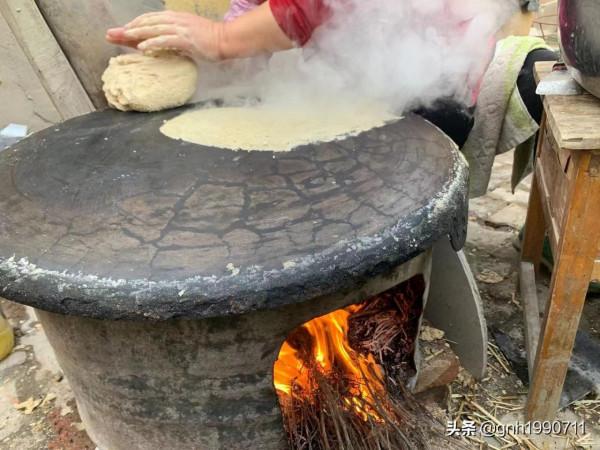 山東煎餅卷如何吃才美味,教你來山東吃煎餅 山東煎餅卷如何吃才美味,教你來山東吃煎餅