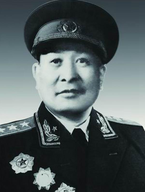 開國上將鍾期光為什麼被免職? 開國上將鍾期光為什麼被免職?