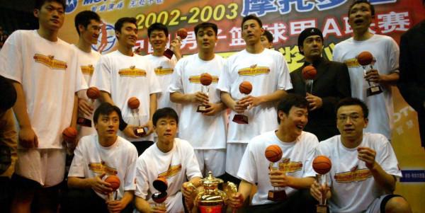 長文 | 中國籃球兩位名宿，李楠和朱芳雨，誰的生涯成就更高？