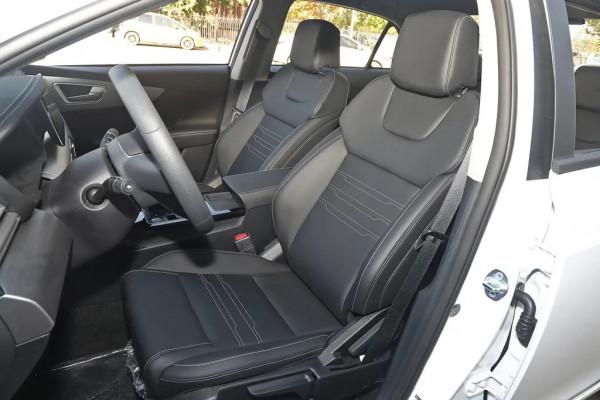 比亞迪秦對比吉利遠景！家用車如何選擇？