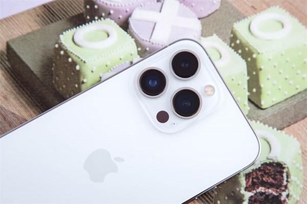 喜歡拍照雙11要買iPhone 13 Pro嗎？對比五款安卓旗艦我悟了