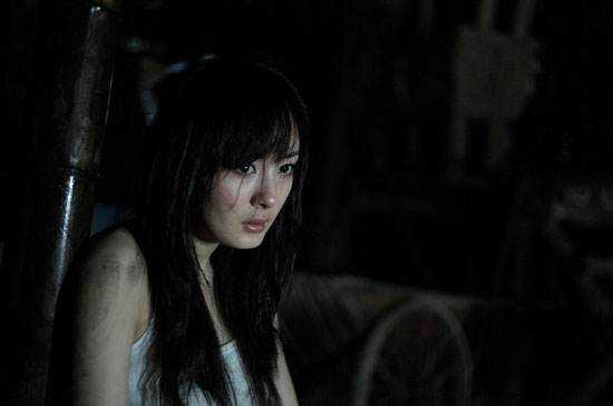 10位“流水線”女星，演技拉胯、套路化嚴重，轉型困難卻頻頻霸屏