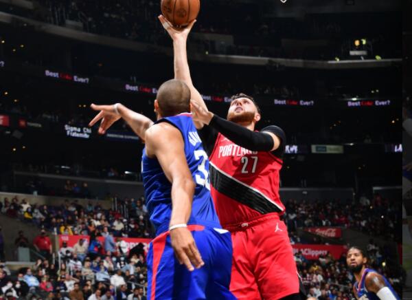 22分6板+6記3分!拒絕利拉德選擇快船,喬治該感謝你,317萬太值 22分6板+6記3分!拒絕利拉德選擇快船,喬治該感謝你,317萬太值