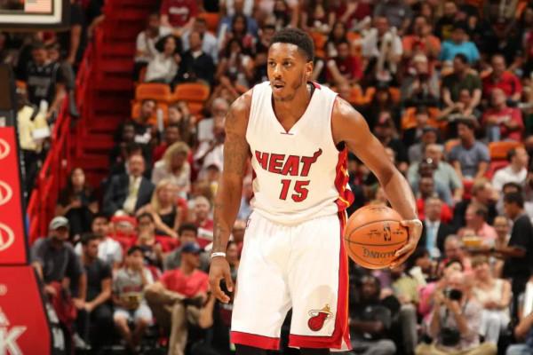 與詹姆斯波什吵架,天賦一般卻好勝心極強,兩次奪冠的刺頭查莫斯 與詹姆斯波什吵架,天賦一般卻好勝心極強,兩次奪冠的刺頭查莫斯