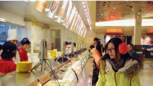 大學生每月“生活費”等級曝光,一級門都不敢出,你家娃在第幾級 大學生每月“生活費”等級曝光,一級門都不敢出,你家娃在第幾級