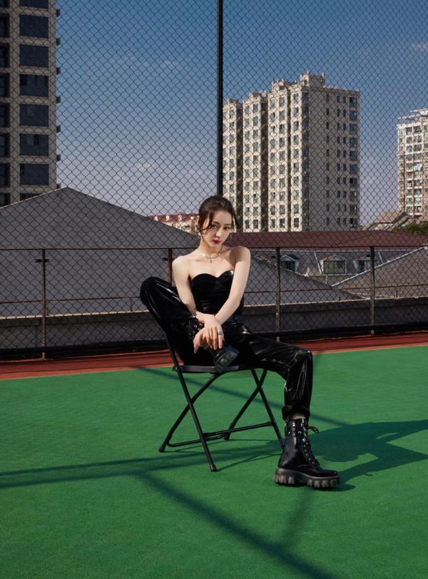 235號“女神”迪麗熱巴