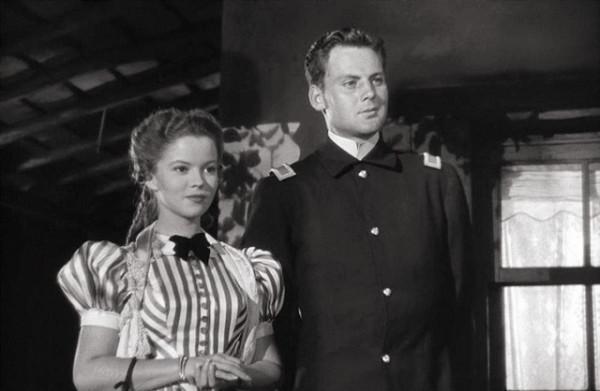 2014年秀蘭·鄧波兒在家人陪伴下去世,77年以外交官身份造訪中國 2014年秀蘭·鄧波兒在家人陪伴下去世,77年以外交官身份造訪中國