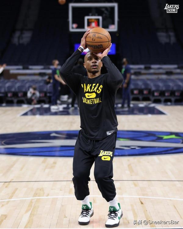 每日NBA球星上腳球鞋(12月18日) 每日NBA球星上腳球鞋(12月18日)