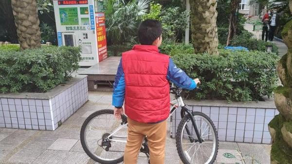 EZON宜準R6智慧手錶，運動愛好者的絕佳搭配