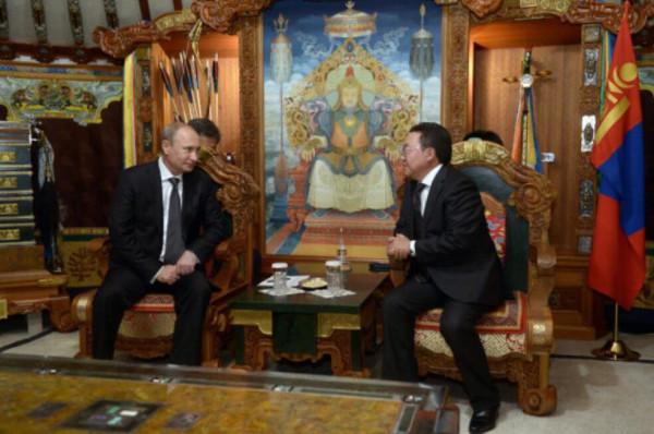 一百年沒捲入戰爭的鄰國,為何至今窮困潦倒呢? 一百年沒捲入戰爭的鄰國,為何至今窮困潦倒呢?