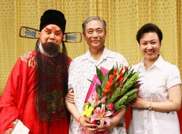 張學津後事：全體徒弟跪拜高喊：“師父，我們都是您的兒子”