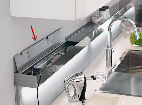 定製櫥櫃把水槽區加寬20公分,抬高雙層瀝水,保持檯面乾淨清爽 定製櫥櫃把水槽區加寬20公分,抬高雙層瀝水,保持檯面乾淨清爽