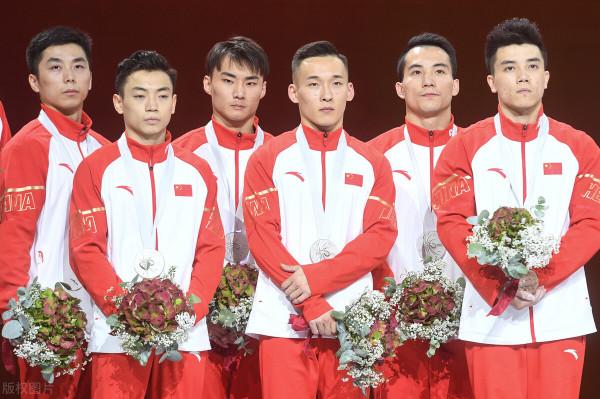 日本體操隊算盤落空，試圖透過黑裁奪金，俄羅斯霸氣為中國出頭