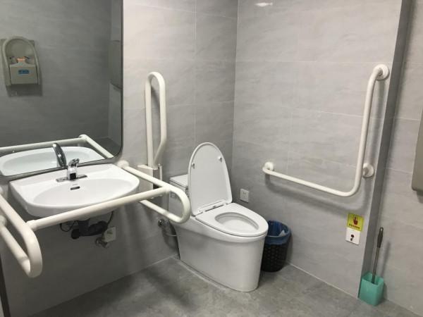 住養老院，和子女住，自己住，哪個更幸福？看看這三位老人的選擇