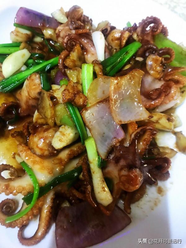 西北飛越近5000公里到最南端湛江，體驗早茶，海鮮，白斬雞和沙蟲