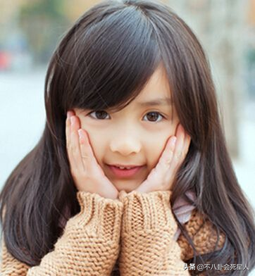 被禁止整容的5位童星，小時候驚為天人，步入青春期後各有千秋