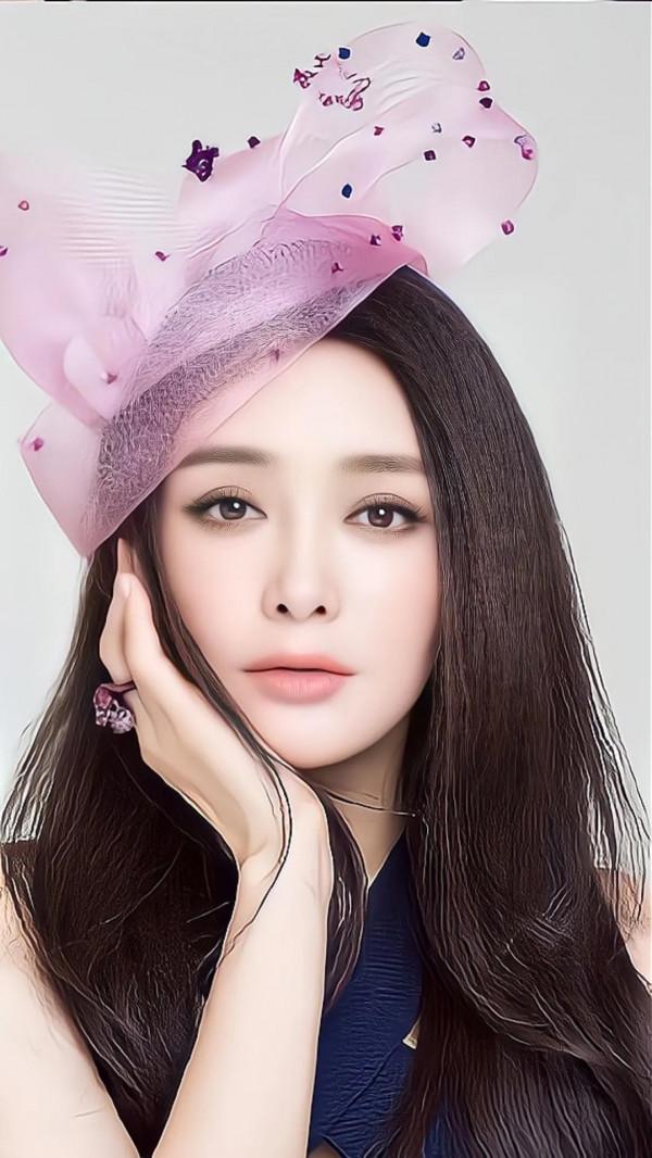 成熟御姐：秦嵐