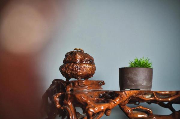 荔枝木 | 三足香爐