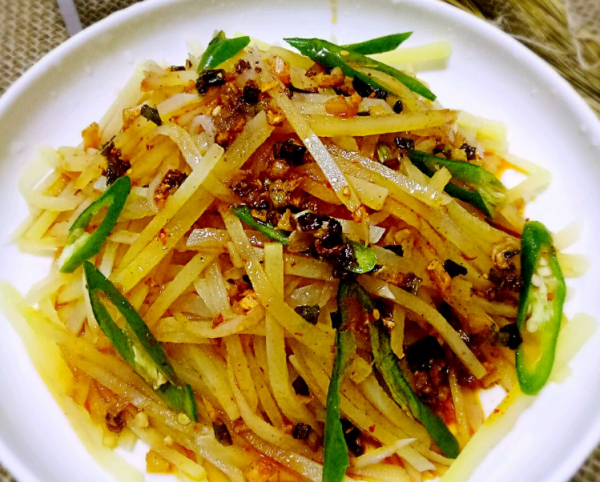 6道全素下酒菜，清新爽口解油膩，3分鐘就能上桌，比魚肉受歡迎