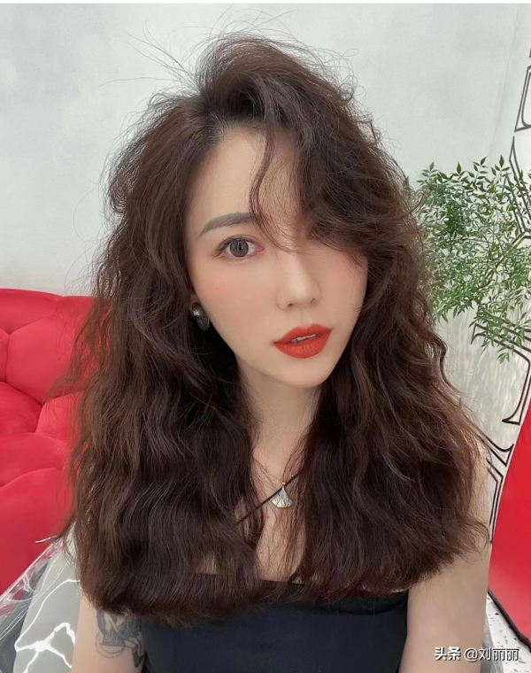 燙染剪有多美?19款髮型告訴你,忍不住都想試一試 燙染剪有多美?19款髮型告訴你,忍不住都想試一試