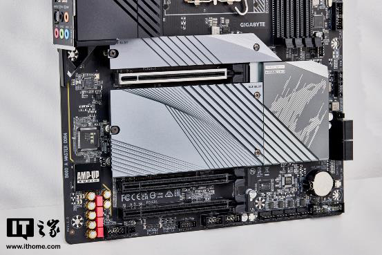 技嘉超級雕 B660 D4 評測:i5 好伴侶,效能大提升 技嘉超級雕 B660 D4 評測:i5 好伴侶,效能大提升