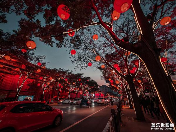 如何才能拍出夜景下的絕美古建築？三星手機幫你輕鬆搞定