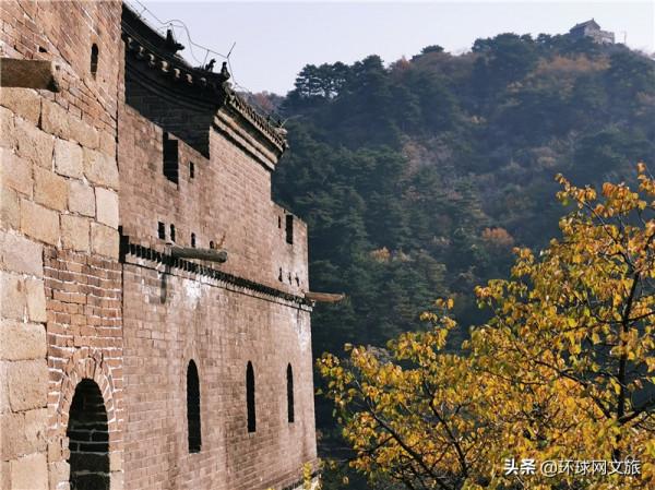 北京慕田峪長城秋色如畫 色彩斑斕