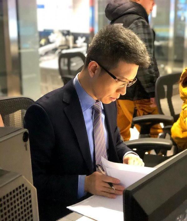 9位央視男神主持人，個個才華橫溢，康輝儒雅，撒貝南幽默