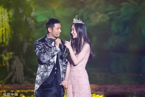 黃曉明離婚！12字揭開背後真相：年關面前，很多夫妻都扛不住了