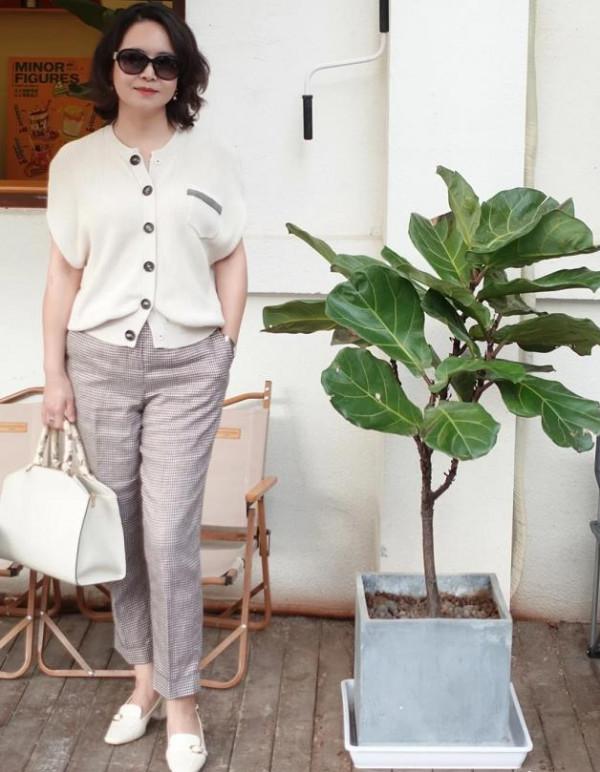 50歲女人入秋選鞋子,多從這三個方面考慮,穿得更時髦好看 50歲女人入秋選鞋子,多從這三個方面考慮,穿得更時髦好看