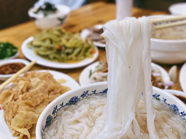 這座好吃到勾魂的廣西小城,有中國最大的騎樓群,還是粵語發源地 這座好吃到勾魂的廣西小城,有中國最大的騎樓群,還是粵語發源地