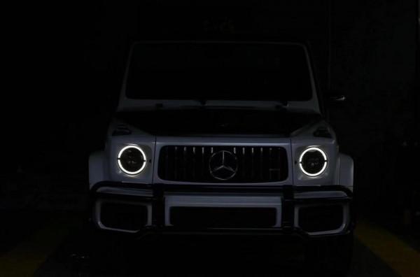 外觀的點睛之筆|賓士G500改裝升級幾何多光束燻黑大燈
