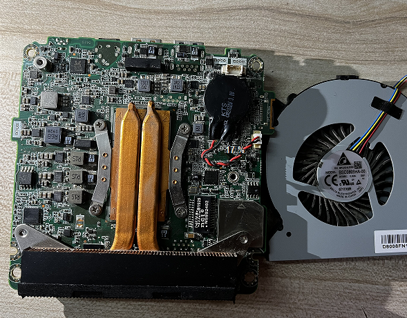 Intel NUC拆解