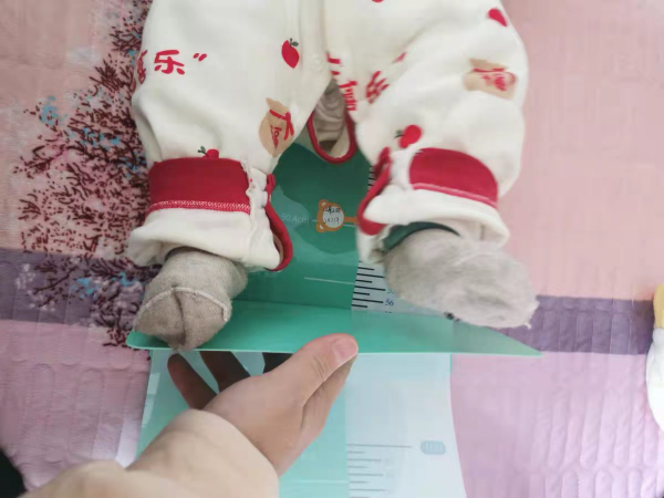 量身高也有講究！站著量？躺著量？誤差大了可影響對孩子整體判斷