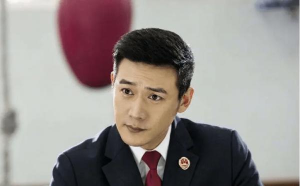 5位嫁給自己同學的女星，鮑蕾海清仍幸福美滿，姚晨卻以離婚收場