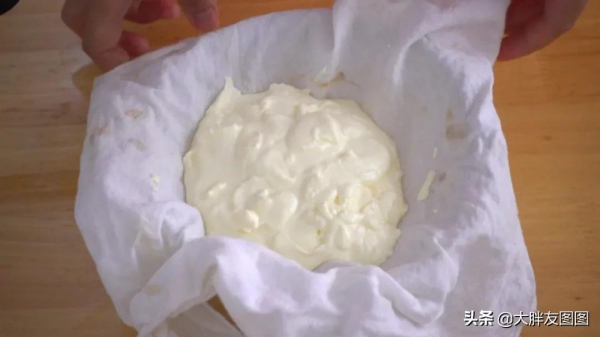 如何自制乳酪,2種材料搞定,太簡單了,再也不用買 如何自制乳酪,2種材料搞定,太簡單了,再也不用買