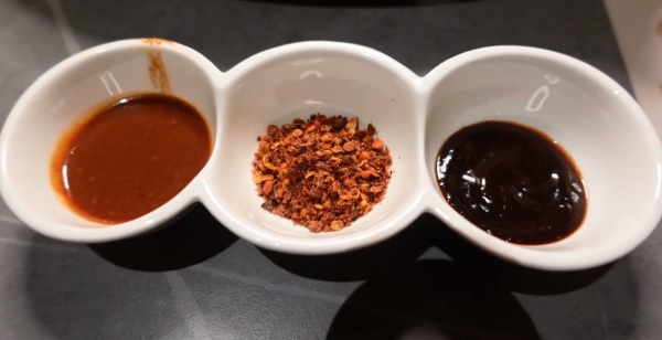 黃曉明開的烤肉店，曾排隊5小時才吃上，如今沒人排隊，隨到隨吃