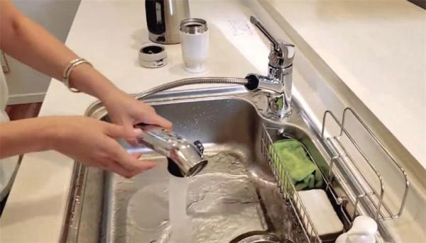 日本廚房中這些“變態”細節設計,看似不起眼,卻個個很實用 日本廚房中這些“變態”細節設計,看似不起眼,卻個個很實用