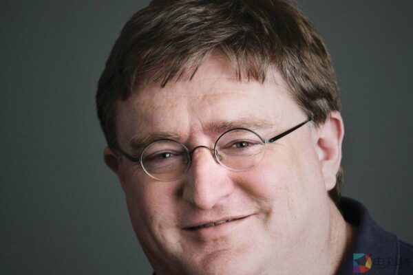 還記得《反恐精英》開場的詭異男人嗎?他曾是無數人的童年陰影 還記得《反恐精英》開場的詭異男人嗎?他曾是無數人的童年陰影