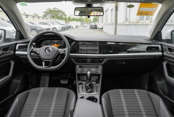 22款朗逸上市，還能否與軒逸爭一把手？