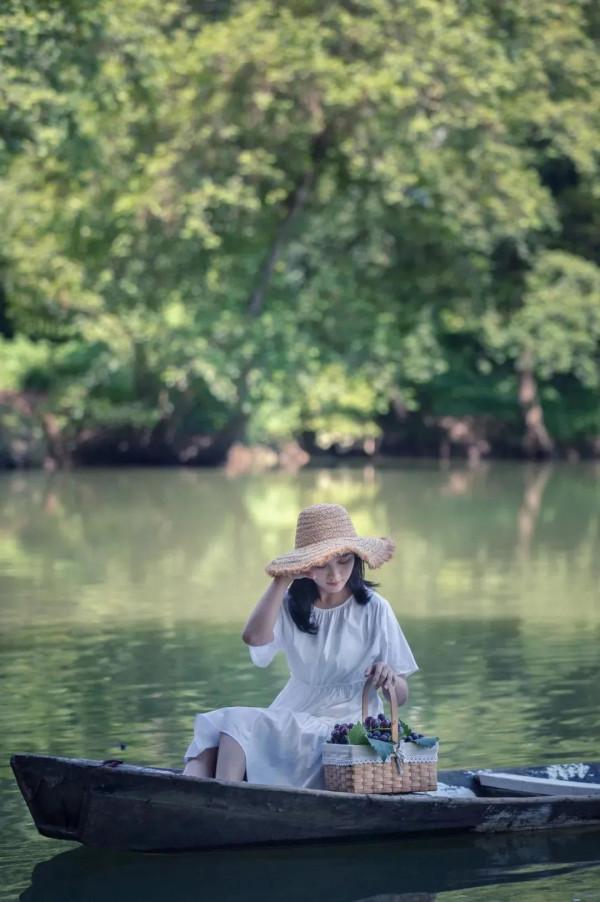 中秋隨筆:《秋傻子雨》 中秋隨筆:《秋傻子雨》