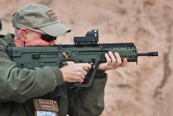 以色列X95突擊步槍 能在步槍和衝鋒槍之間隨意轉換的模組化槍械 以色列X95突擊步槍 能在步槍和衝鋒槍之間隨意轉換的模組化槍械