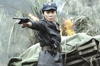 演軍人不招人吐槽的女星，只服這7位，英姿颯爽，具有軍人氣質