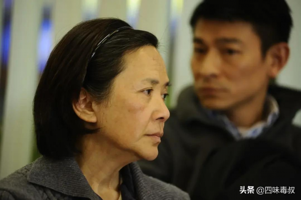 小人物的現世安穩——許鞍華老年題材中的女性形象 小人物的現世安穩——許鞍華老年題材中的女性形象