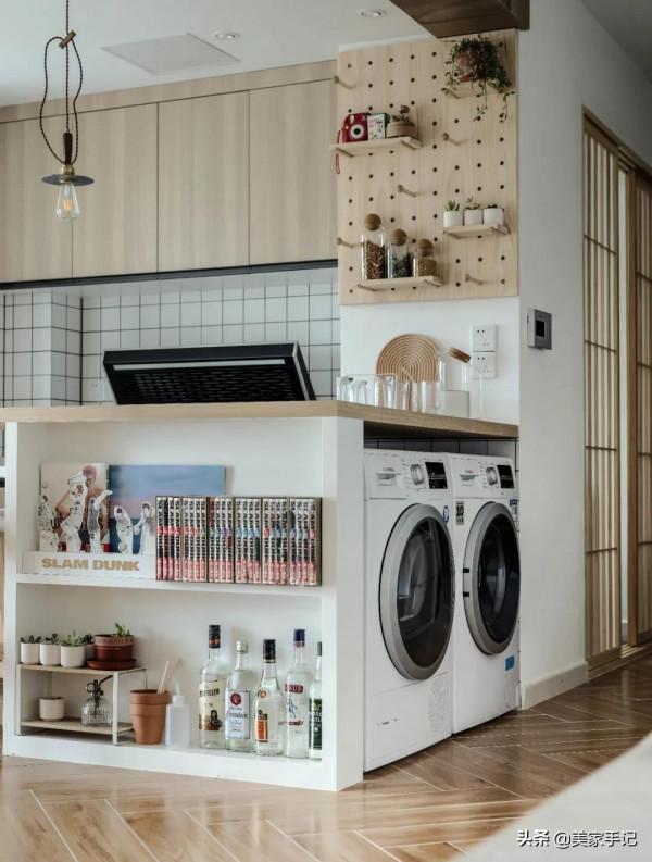 她家不豪華,可還是進門就把我迷住,白牆、原木、少造型,太美了 她家不豪華,可還是進門就把我迷住,白牆、原木、少造型,太美了