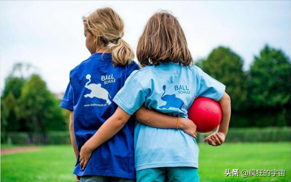 天才早註定?哈佛教授:只要有這8個特徵,你的孩子就是一個天才 天才早註定?哈佛教授:只要有這8個特徵,你的孩子就是一個天才