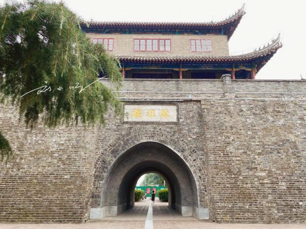 江蘇淮安的著名地標建築，曾經是淮安的中心，如今卻只能算作郊區