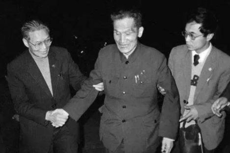 被關十四年的“瘋老頭”，唯一從白公館成功逃脫的人，他叫韓子棟