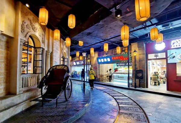 上海一條地下“老街”,人氣不輸南京路步行街,很多遊客慕名而來 上海一條地下“老街”,人氣不輸南京路步行街,很多遊客慕名而來